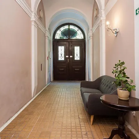 Louvre - Loftaffair * Краков