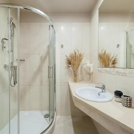 Louvre - Loftaffair *