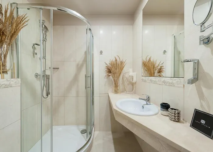 Louvre - Loftaffair *